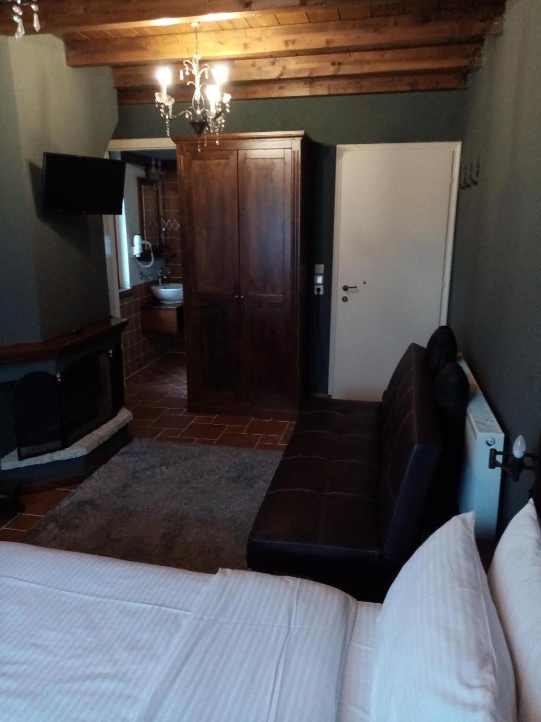 Guesthouse Katafygio Arachova Extérieur photo